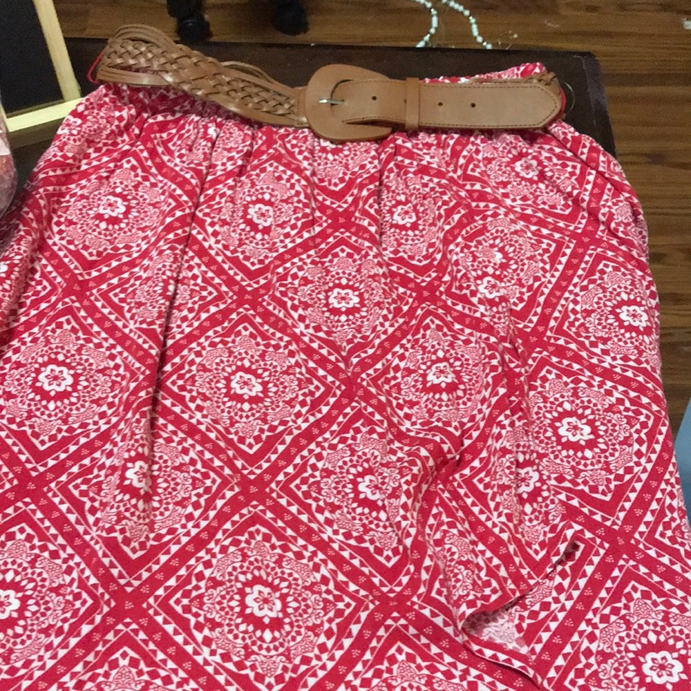 Faded Glory sz 8-10 midi skirt with belt